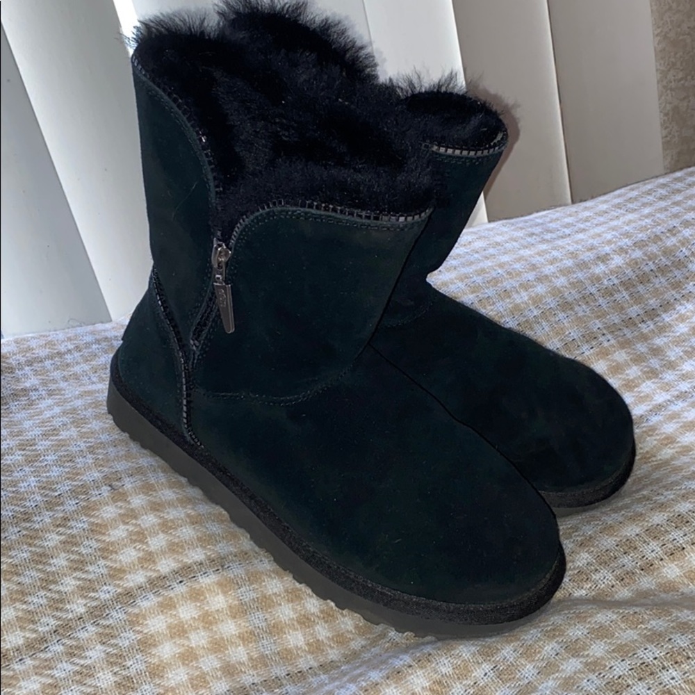 Black Ugg Boots